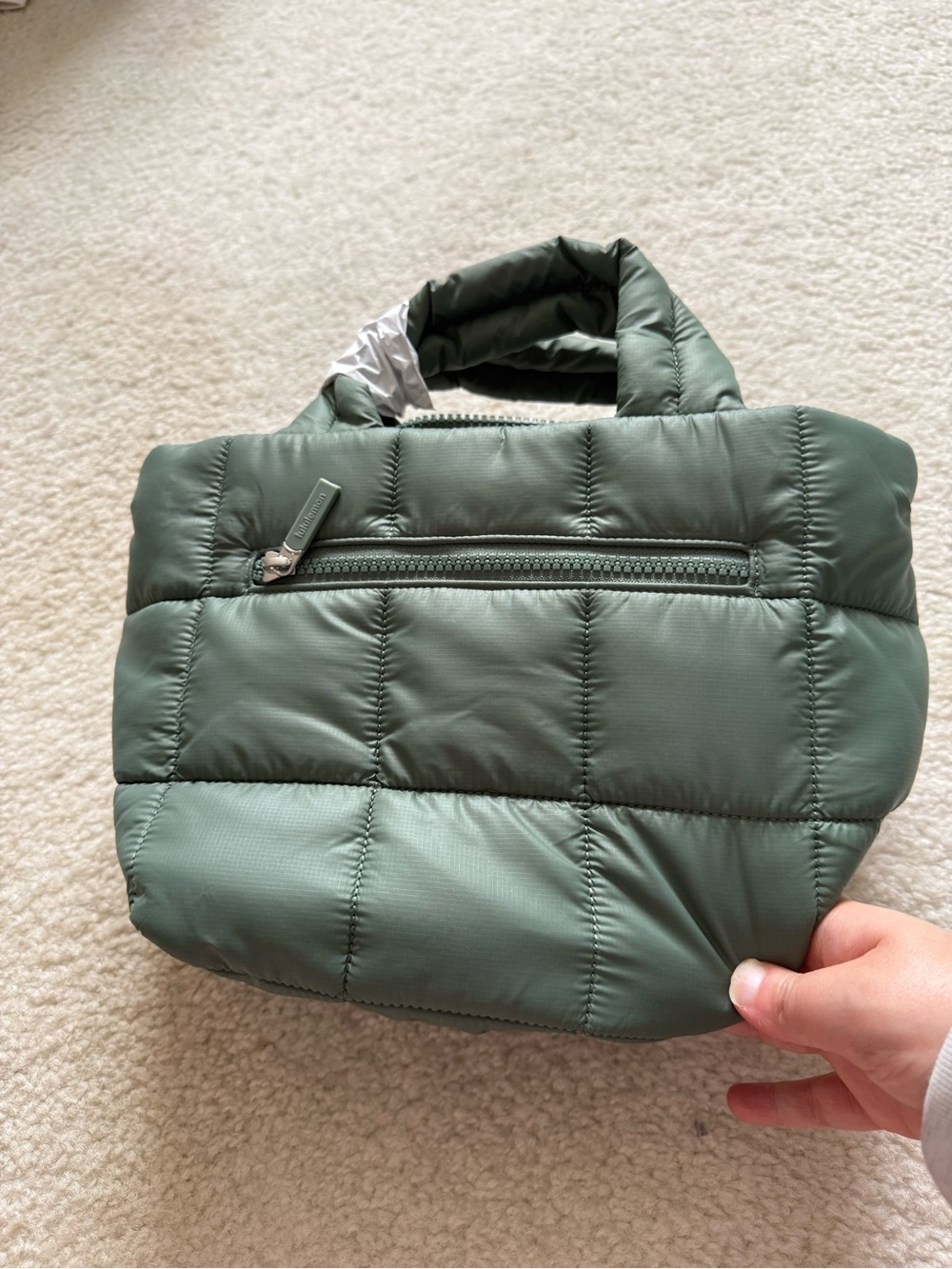 lululemon athletica Quilted Grid Tote Bag Mini 5L - Grey Eucalyptus - Picture 5 of 7